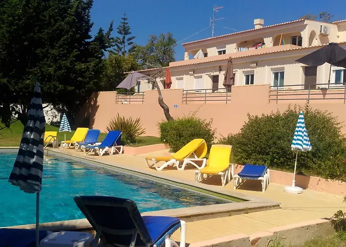 Falfeira Apartments